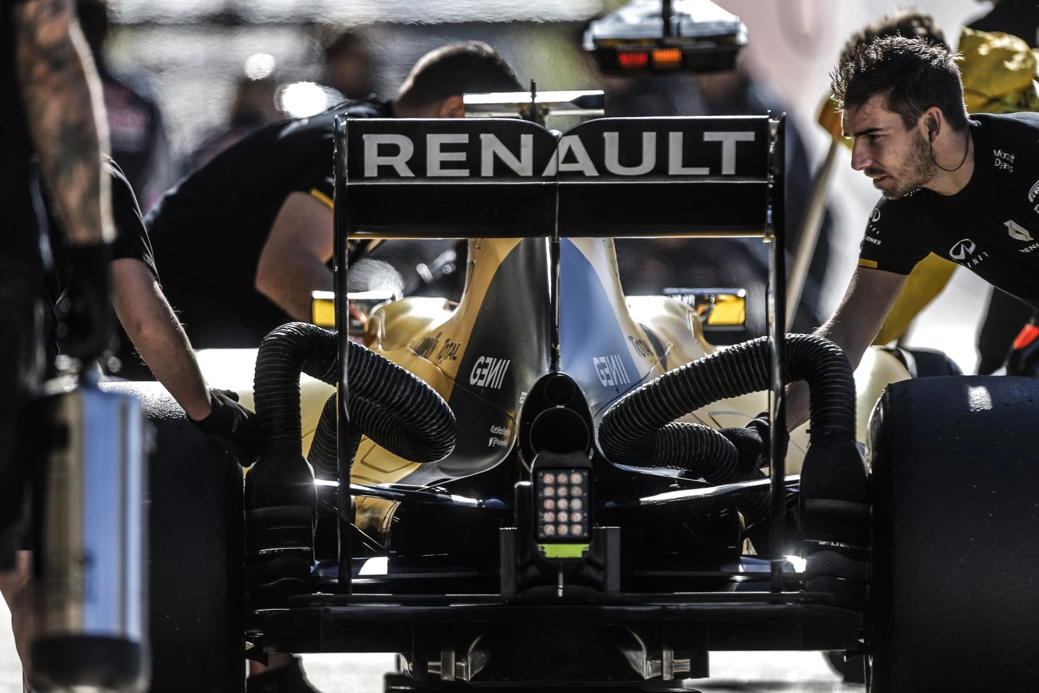 Promotion pour Rob White et retour de Ciaron Pilbeam chez Renault