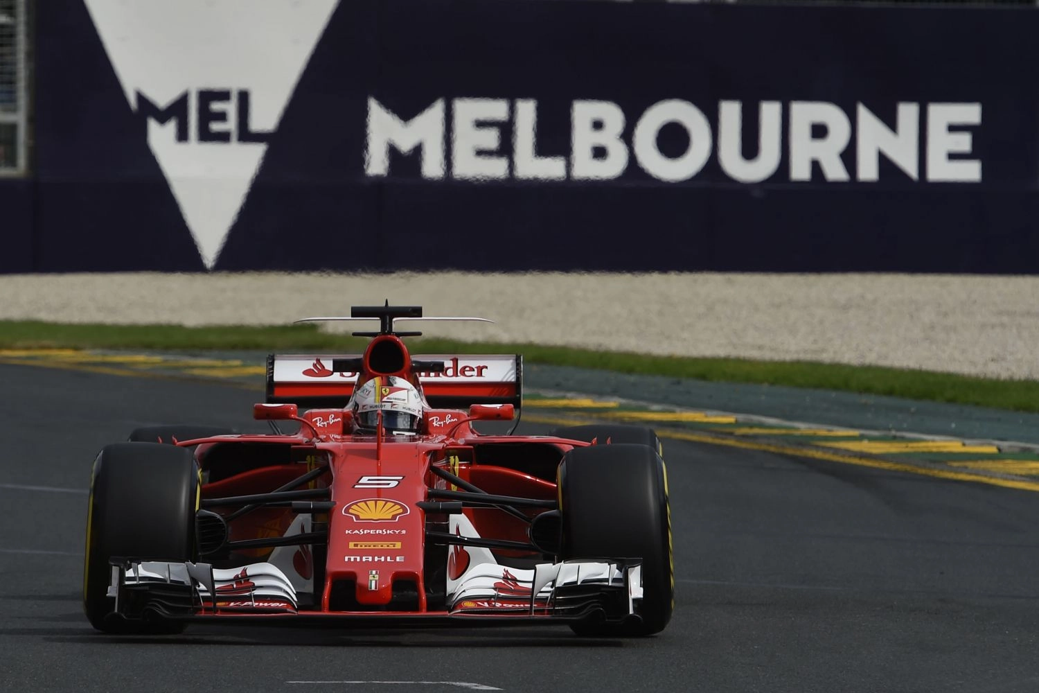 Australie – EL3 : Vettel établit le nouveau record du circuit, Stroll dans le mur