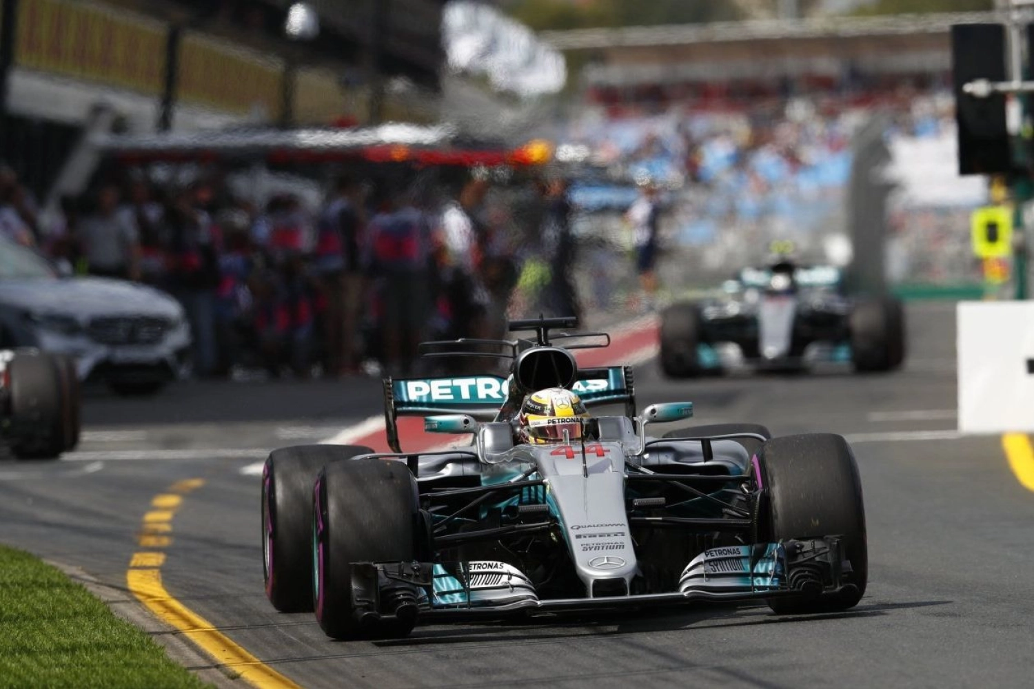 Australie – EL2 : Nouveau meilleur temps pour Hamilton dans les rues de Melbourne