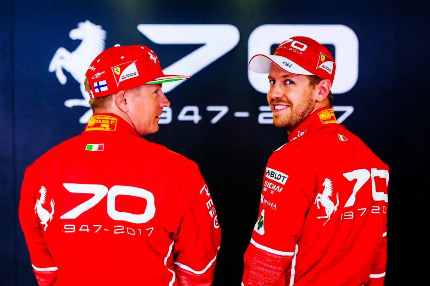 Räikkonen va manquer à Vettel