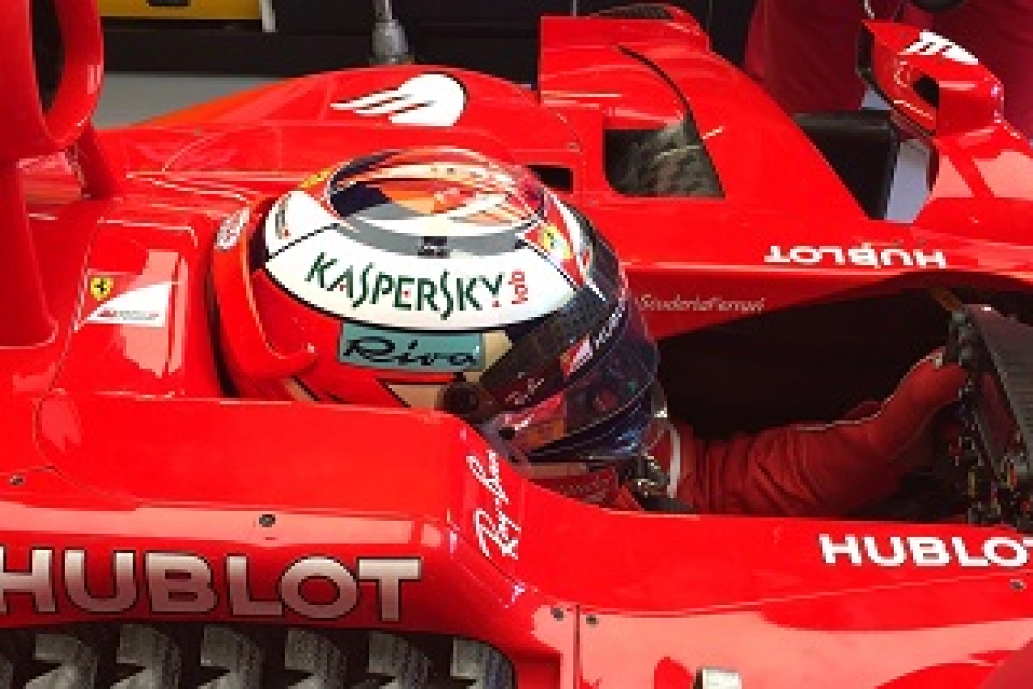 Belgique – Essais Libres 1 : Kimi Raikkonen record, Felipe Massa dans le mur