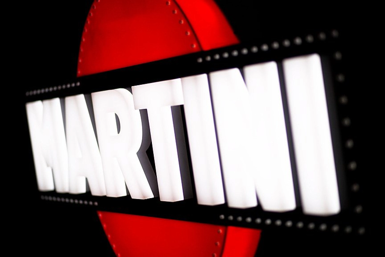 Présentations 2018 : Une tendance aux side-pods Ferrari 2017 et aux T-Wings revisités