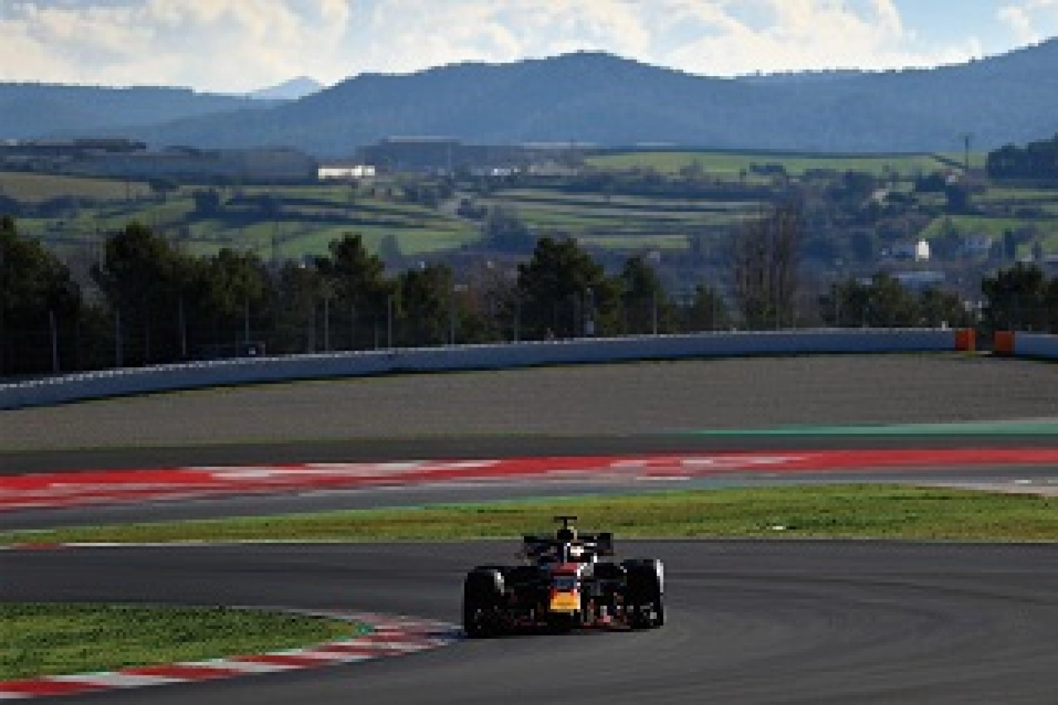 Essais hivernaux Barcelone – Jour 6 : Ricciardo et Red Bull battent le record de la piste