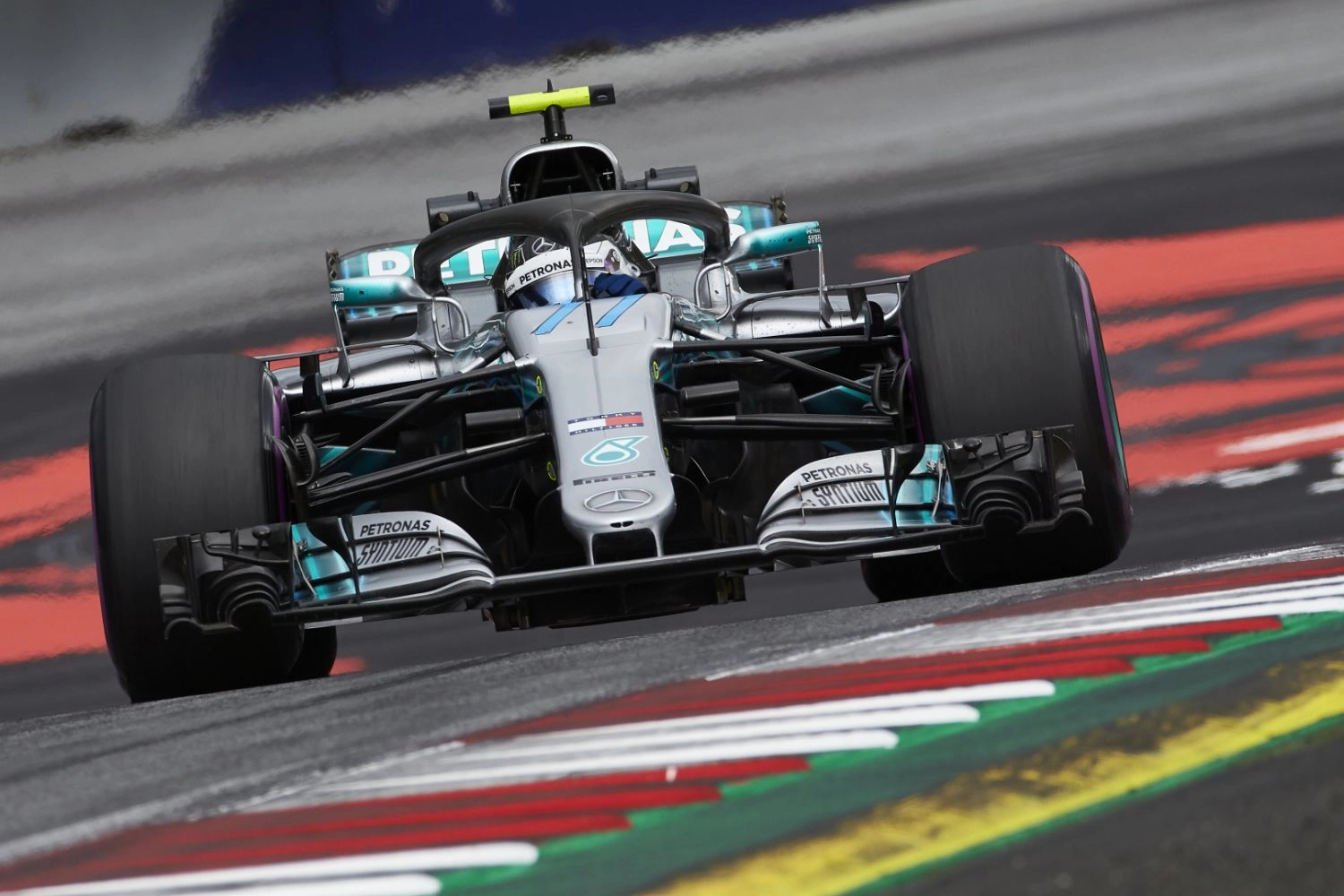 Autriche – Qualifications : Valtteri Bottas d’un souffle devant Lewis Hamilton