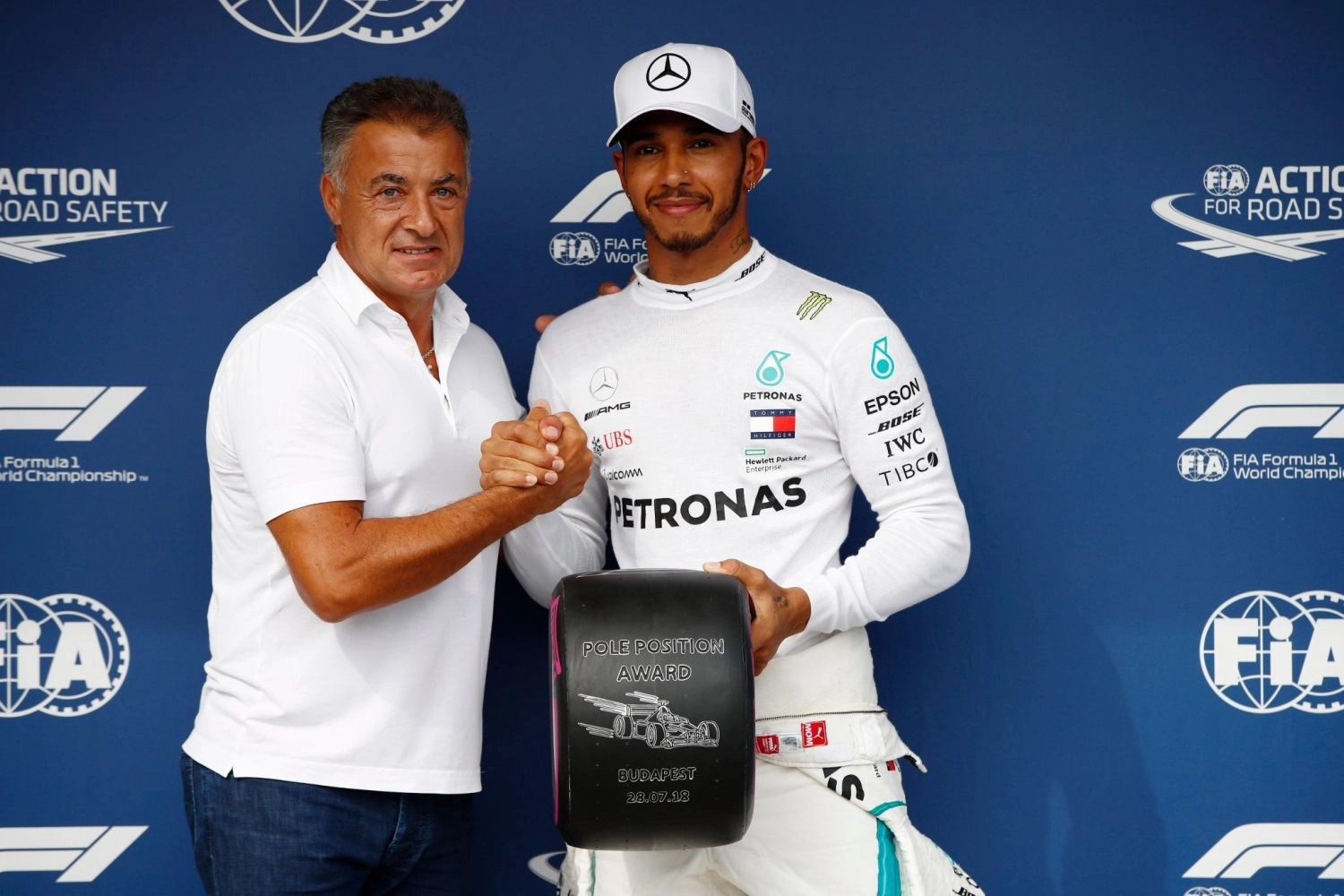 Hamilton remercie la pluie : les réactions du top 3 au Hungaroring !