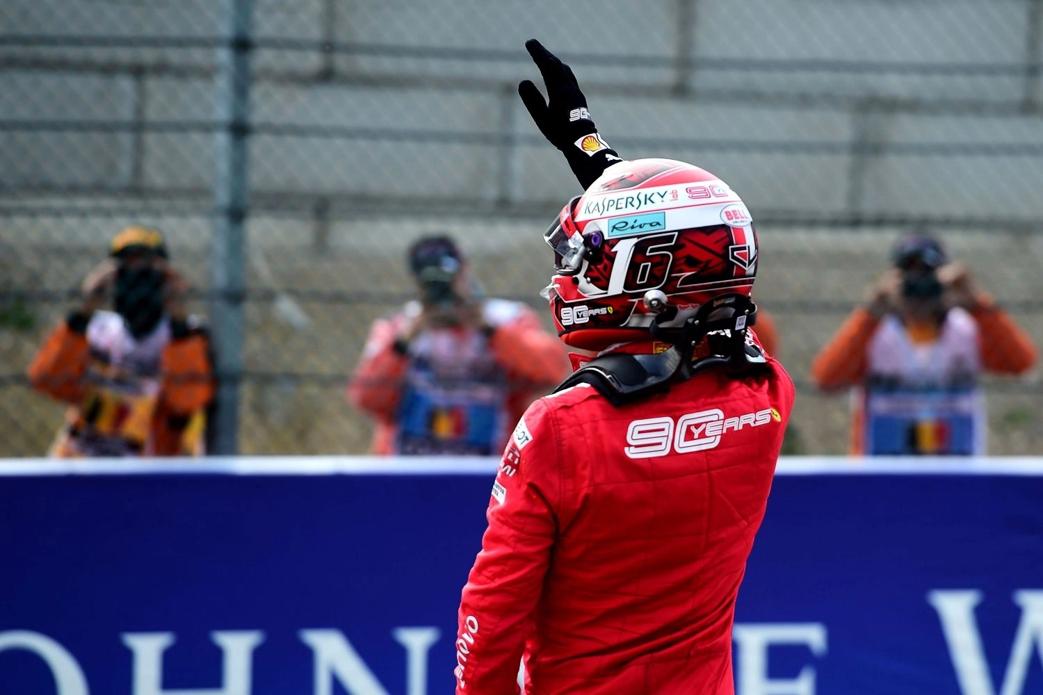 Leclerc : "Celle-là est pour Anthoine"