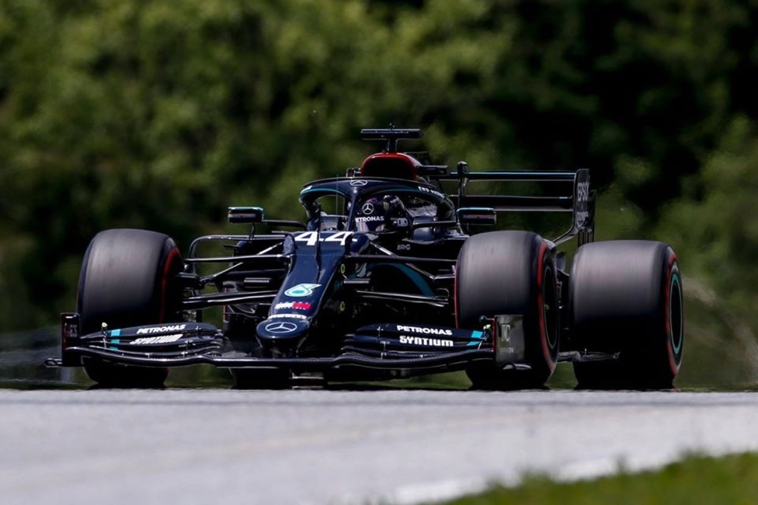 Grand Prix d’Espagne – Essais Libres 2 : Hamilton reprend la main