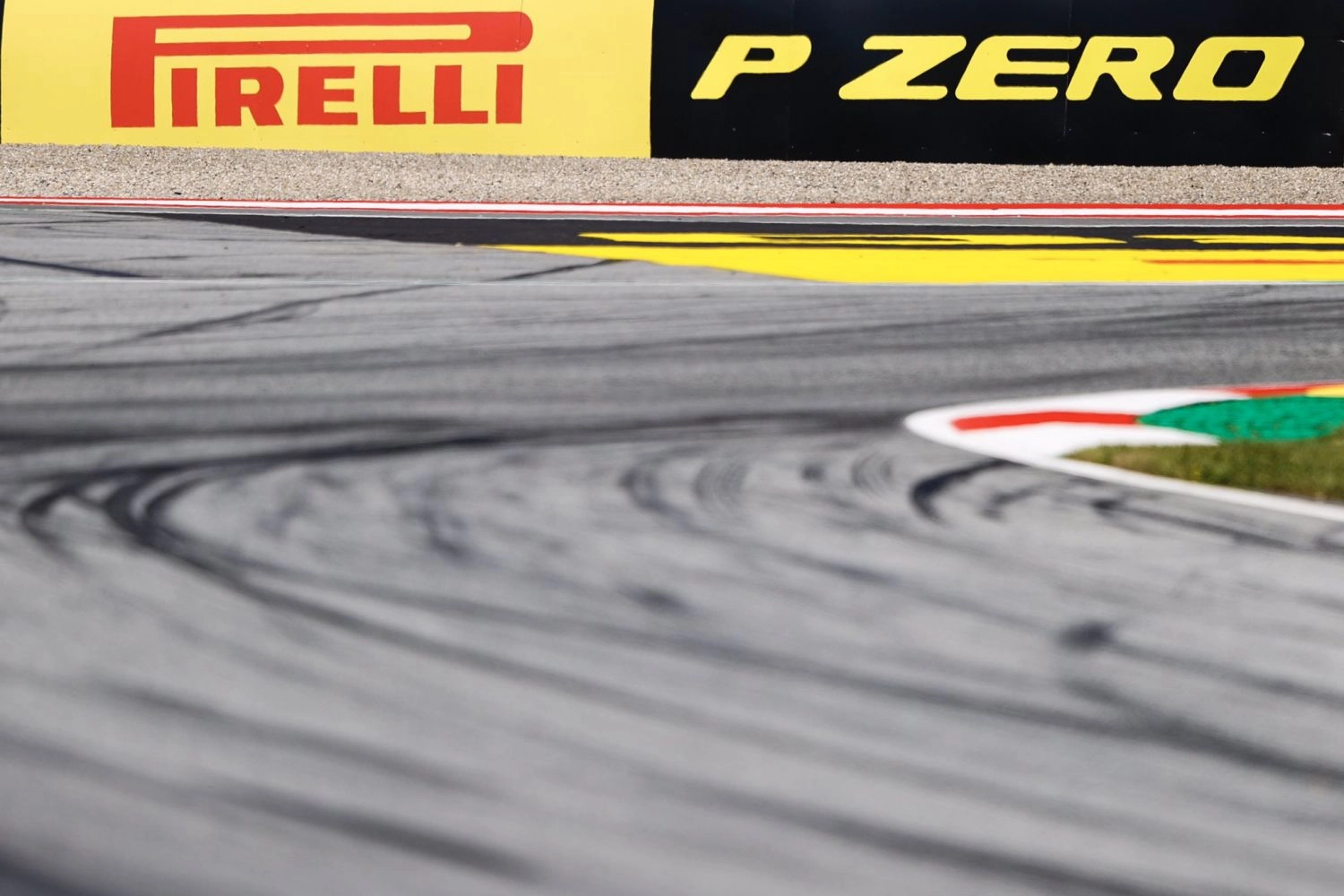 Pirelli continuera d’équiper les monoplaces de Formule 1 jusqu’en 2024