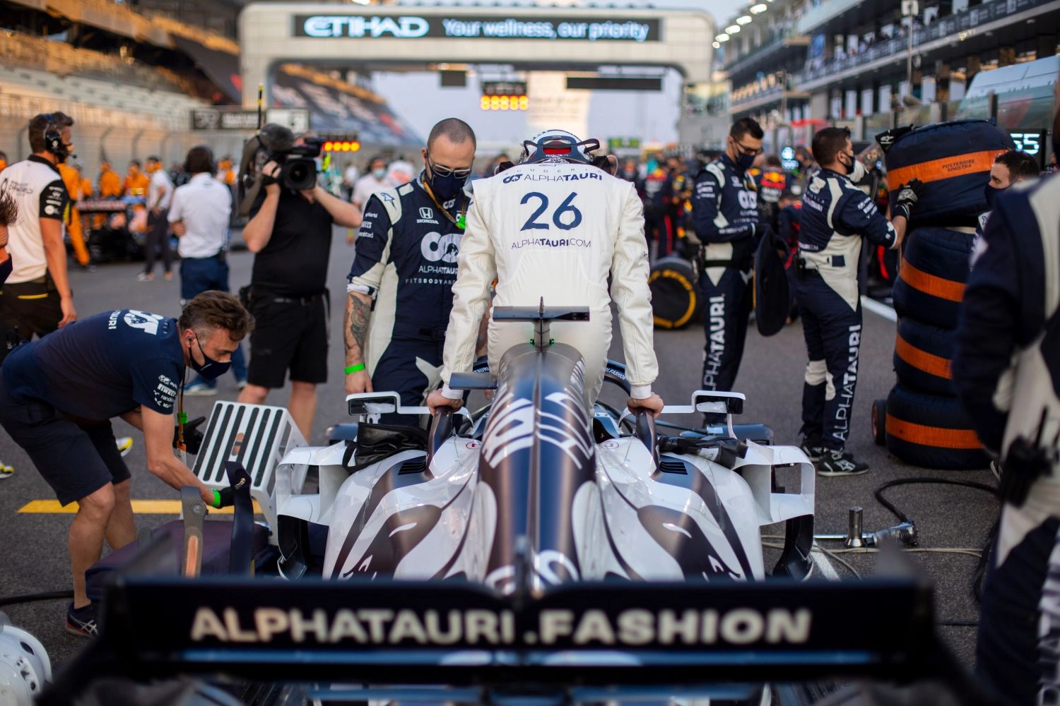 Kvyat rebondit en réserviste chez Alpine