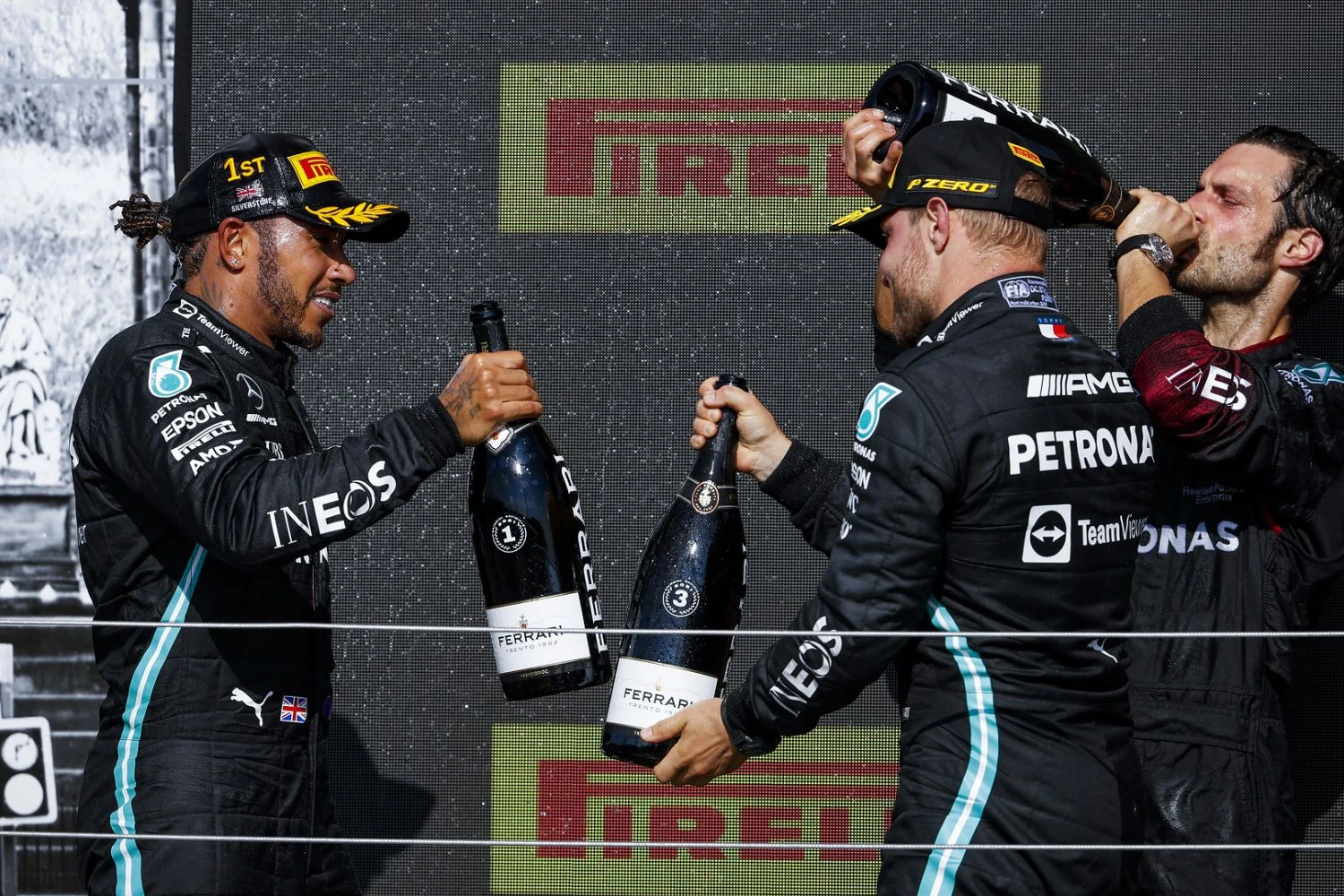 Valtteri Bottas est « heureux » que Lewis Hamilton se soit engagé chez Ferrari