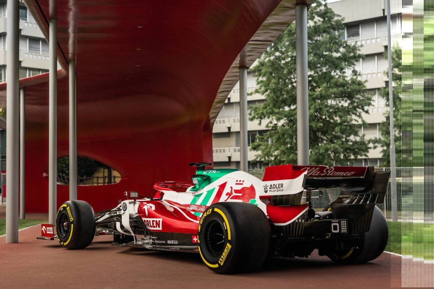 Des livrées spéciales pour Alfa Romeo et Aston Martin à Monza