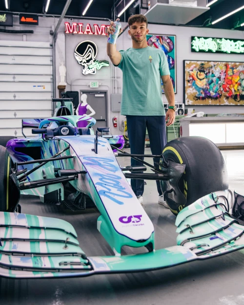 Gasly et Tsunoda repeignent une Alpha Tauri