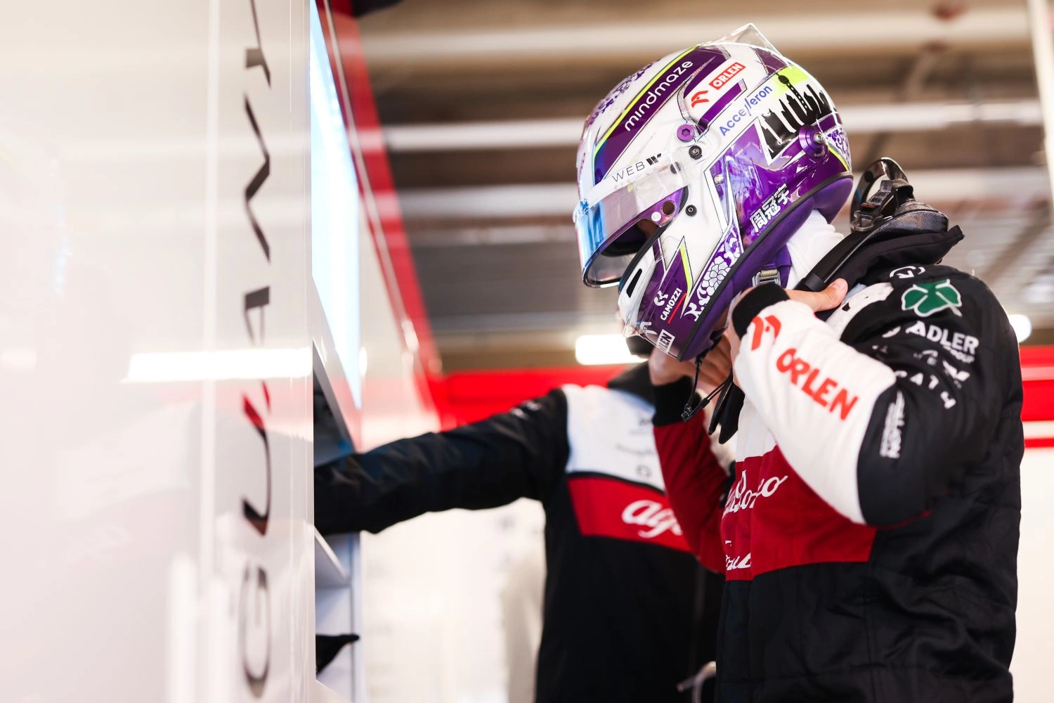 Zhou impressionne Alfa Romeo