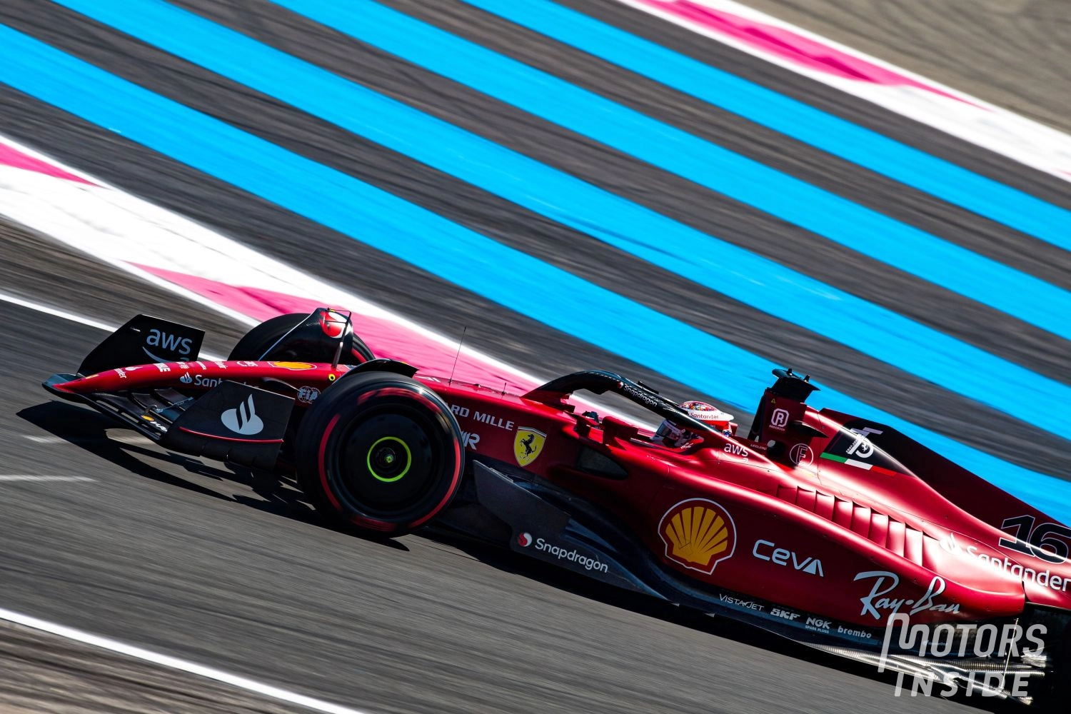 Binotto voit une lutte serrée entre Ferrari et Red Bull après la première journée du Grand Prix de France