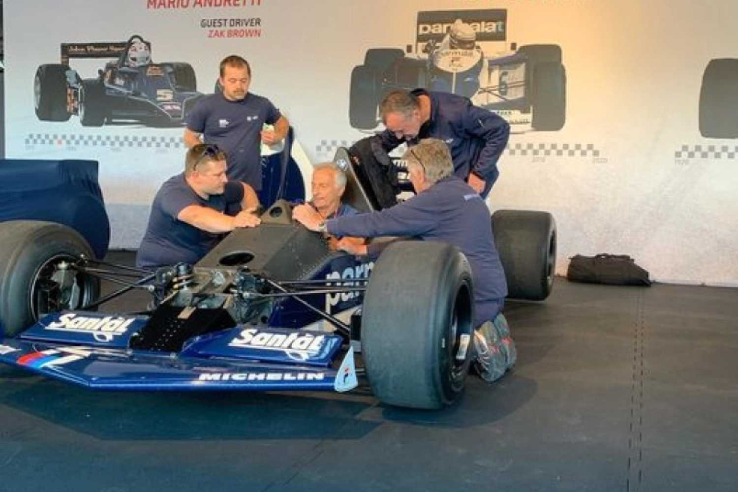 Riccardo Patrese va reprendre le volant