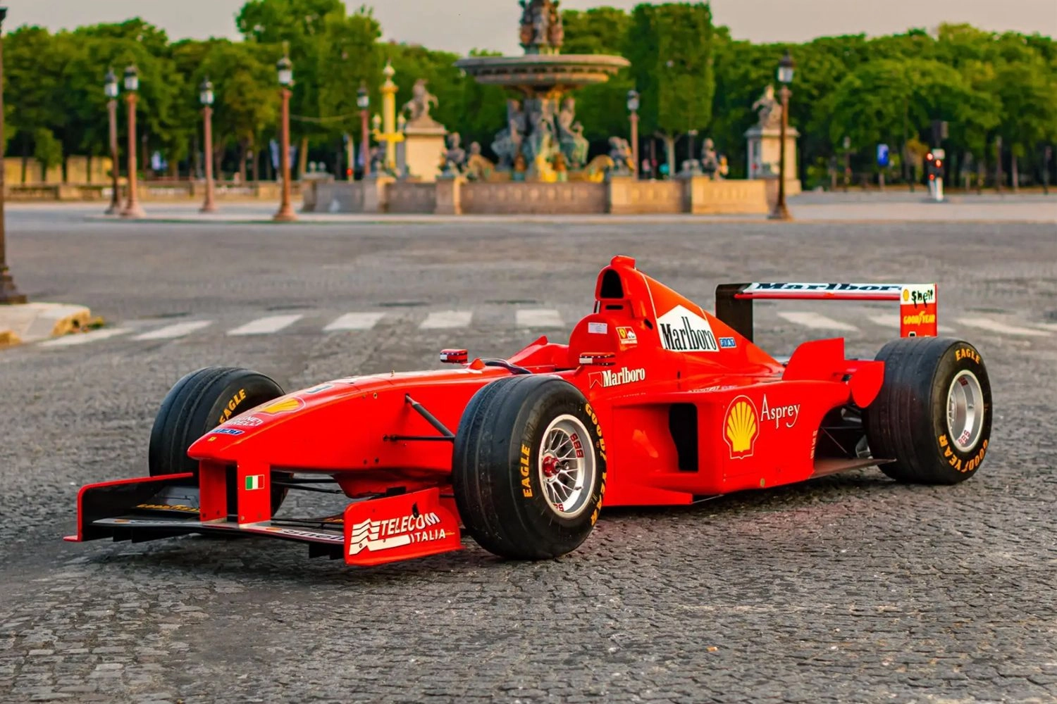 La Ferrari F300 de Schumacher en vente aux enchères