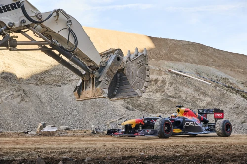 Quand la F1 rencontre le Rallye et la Vélo (Merci Red Bull)