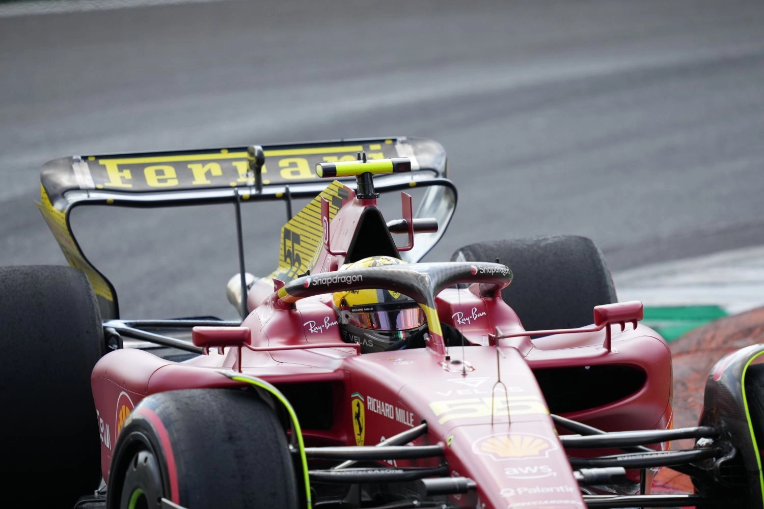 Carlos Sainz réprimandé