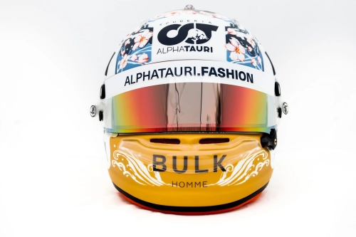 Les casques spéciaux du Grand Prix du Japon