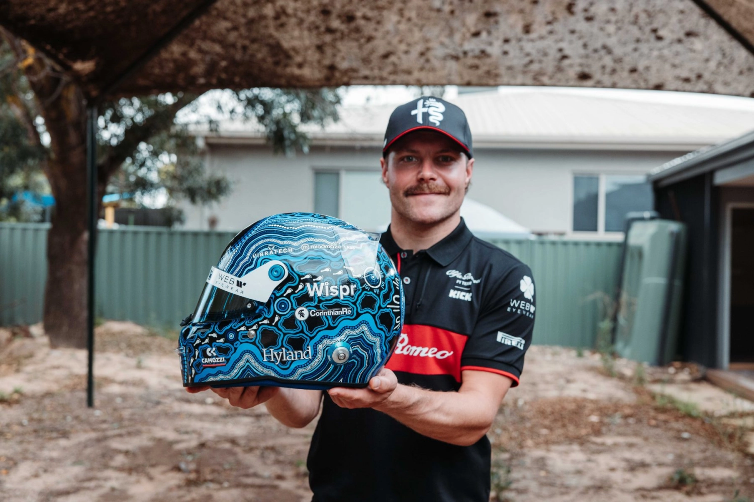 Valtteri Bottas portera un casque en Australie qui sera vendu aux enchères