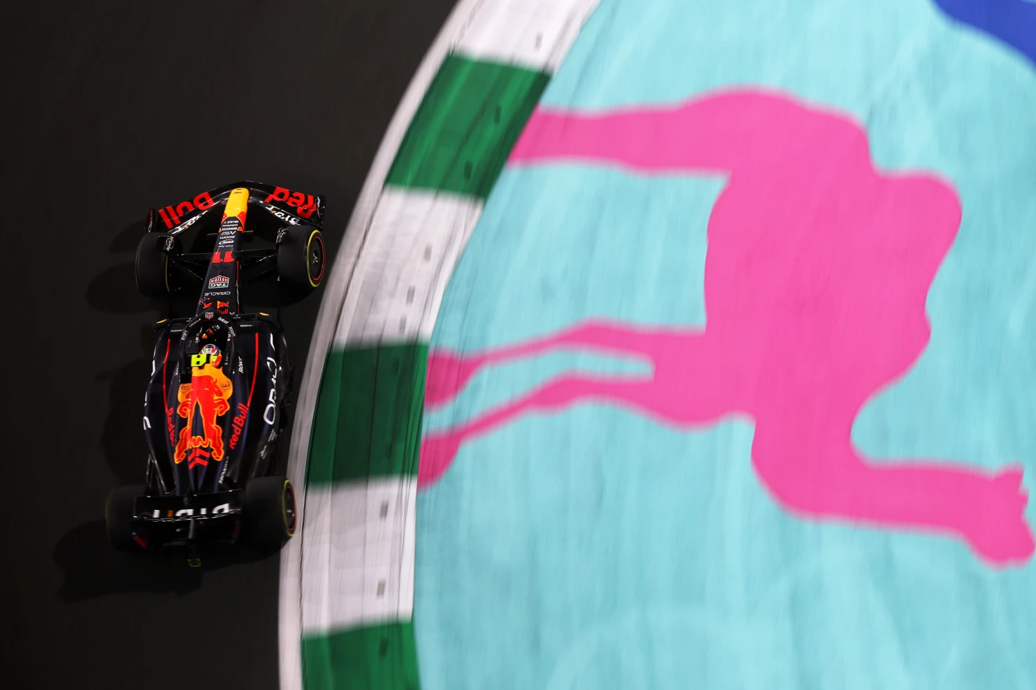 Grand Prix d’Arabie saoudite – Qualifications : Perez en pôle, Verstappen abandonne