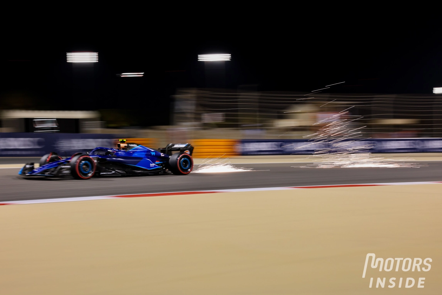 Logan Sargeant fait forte impression pour son premier Grand Prix