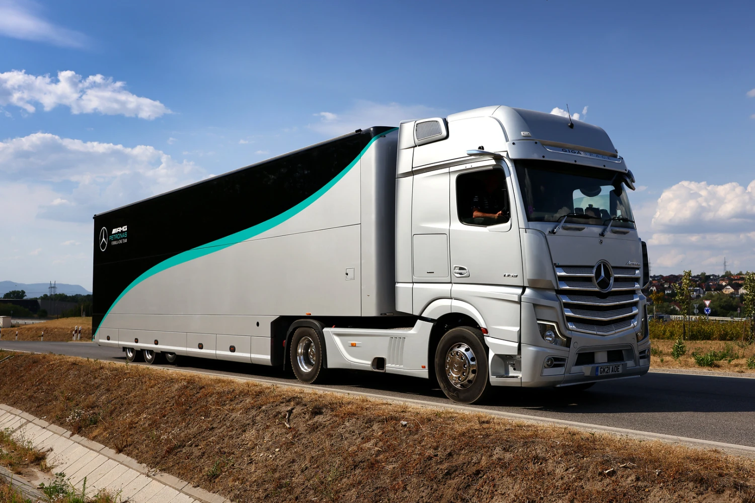 Les camions de Mercedes vont rouler au biocarburant pour ses déplacements européens
