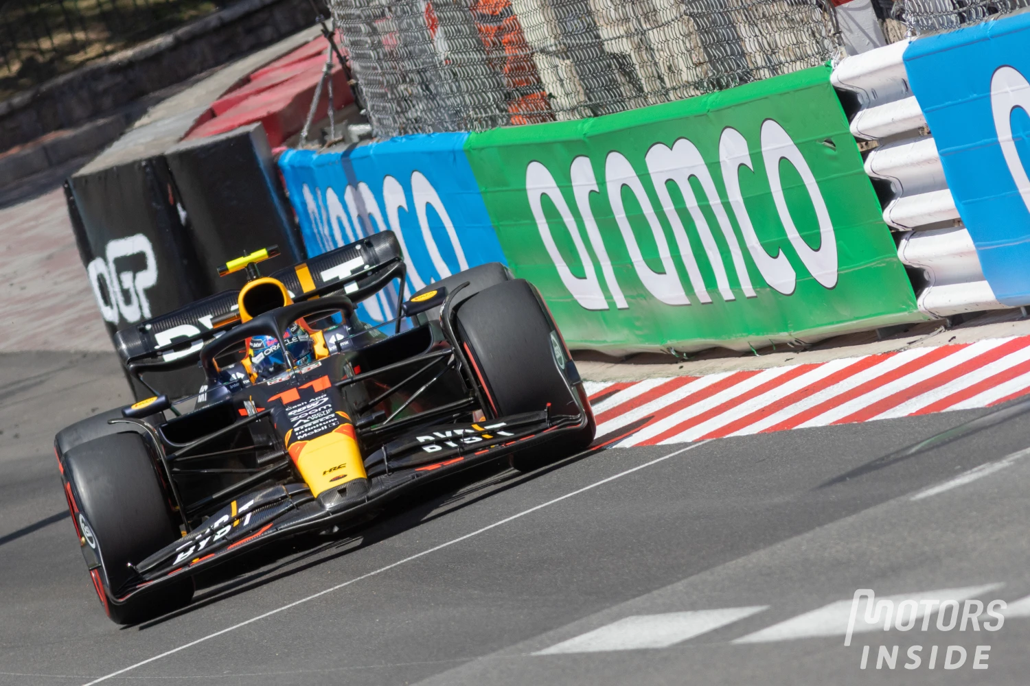 Sergio Pérez s’excuse après son crash en Q1 à Monaco
