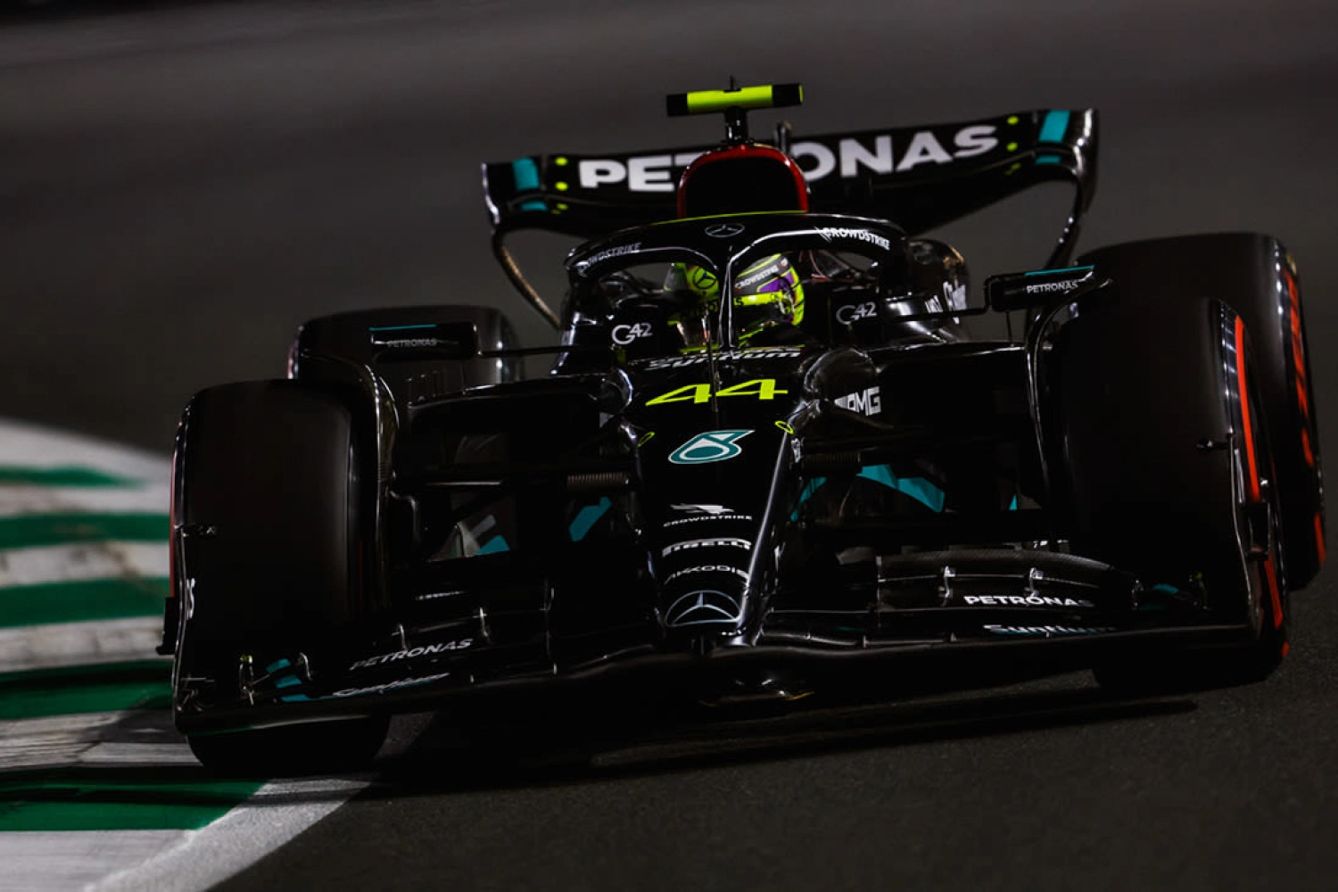 Christian Horner n’est pas inquiété de la progression des Mercedes