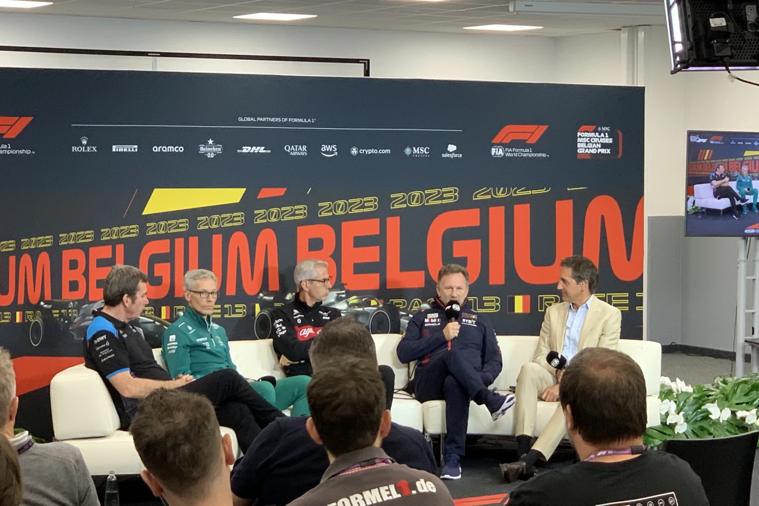 Restrictions de langage par la FIA : quelles limites ?