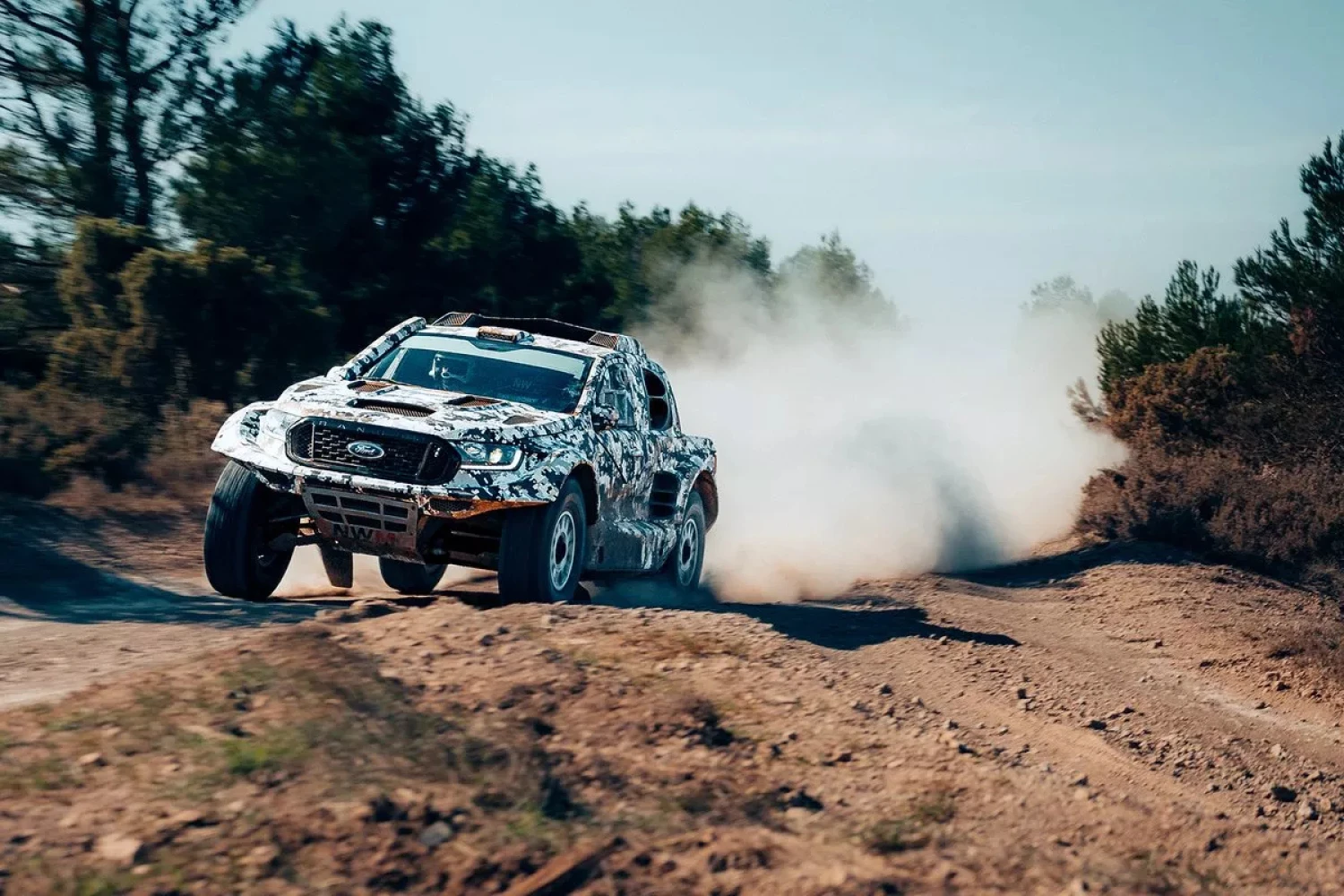 En plus de la F1, Ford s’engage aussi sur le Dakar