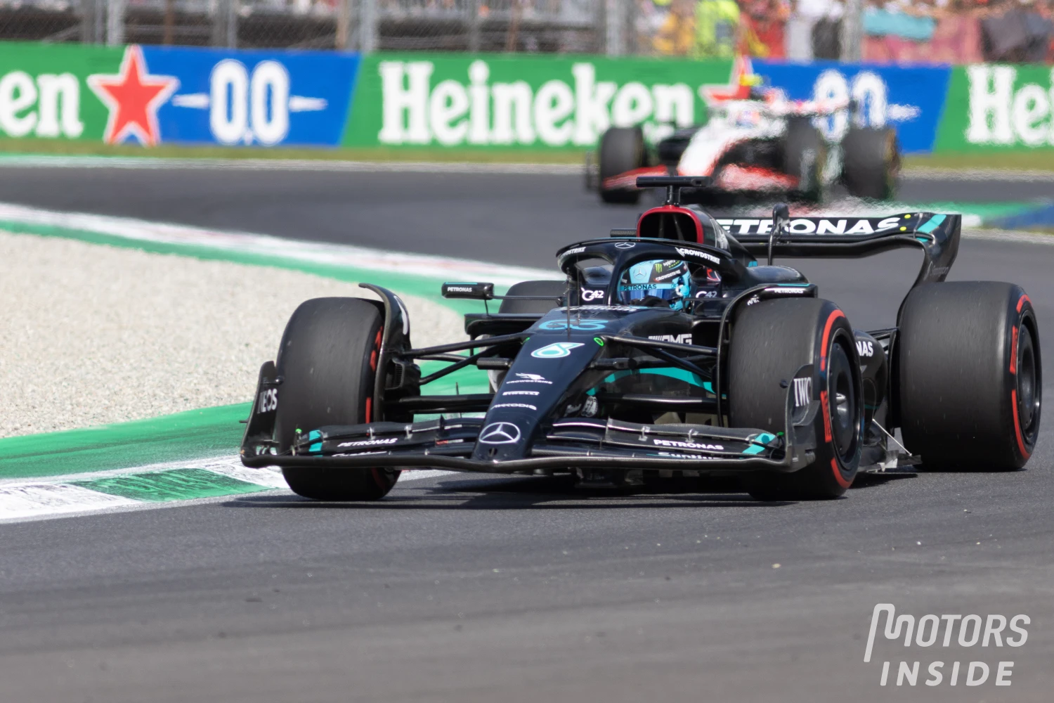 L’équilibre dans les virages, priorité de Mercedes en 2024 pour Russell