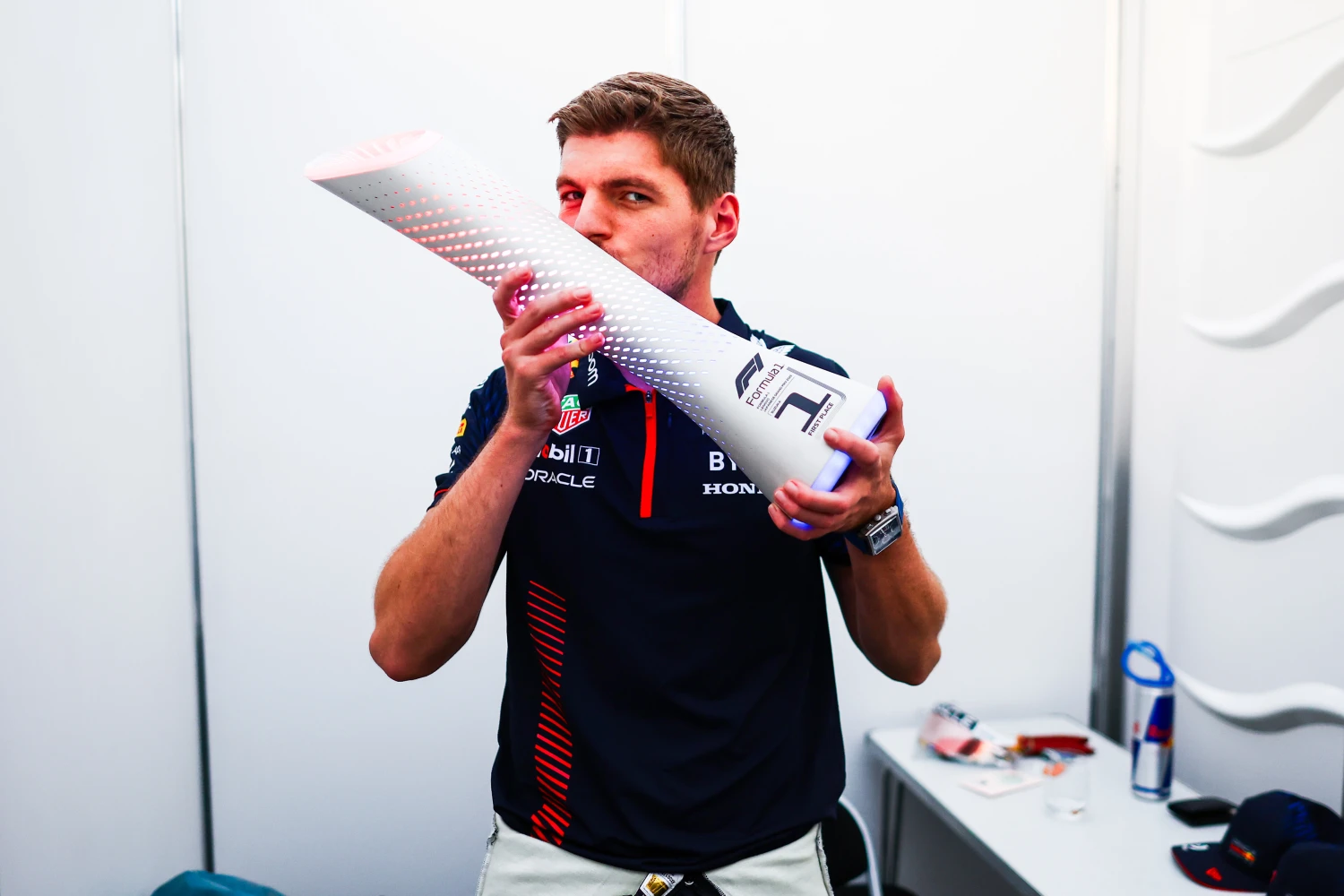 Helmut Marko ne croit pas du tout à un passage de Max Verstappen chez Mercedes en 2025