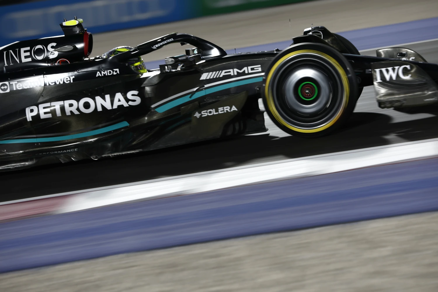 Pirelli met en garde d’un risque d’éclatement des pneus à Doha