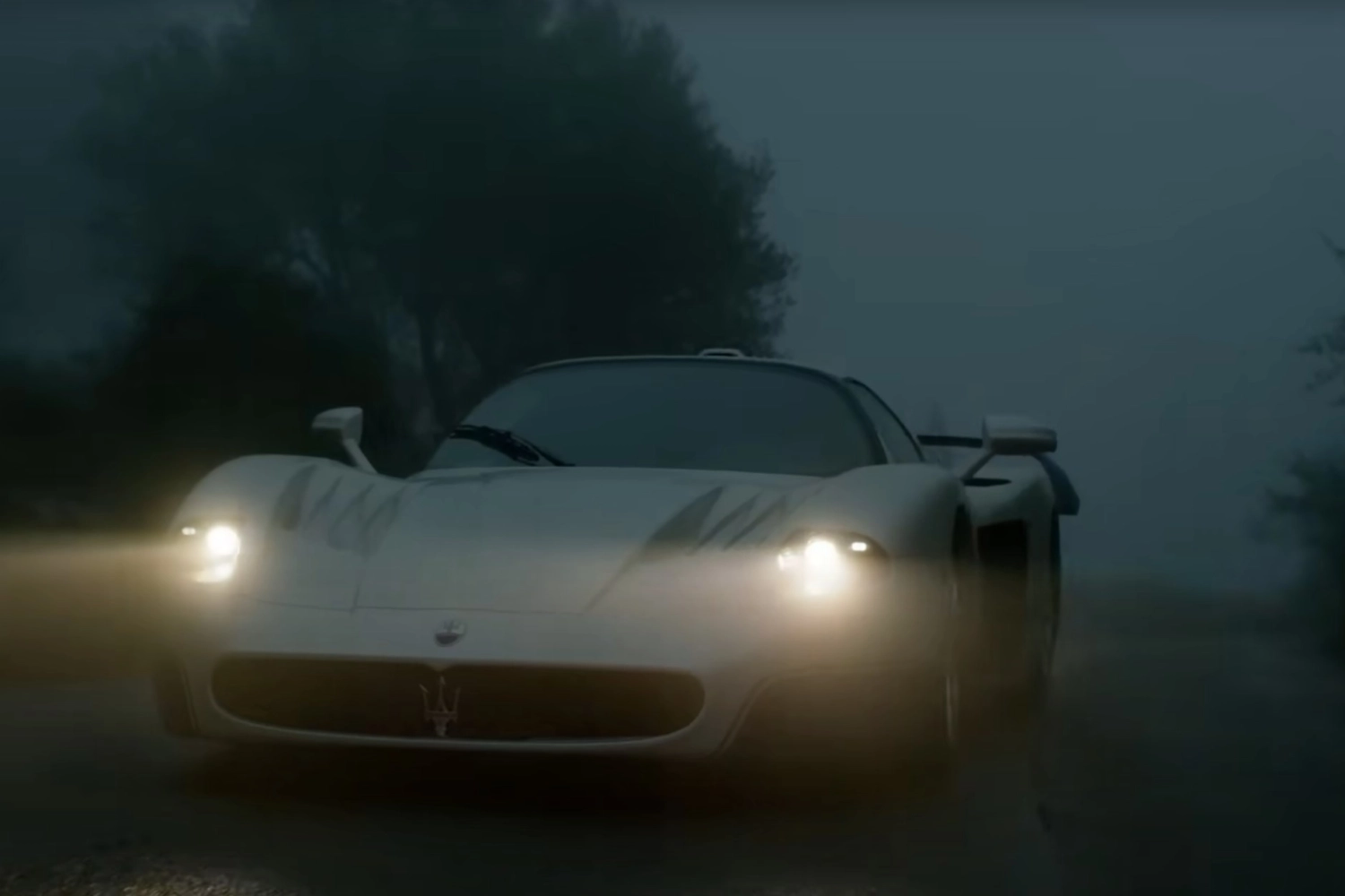 Charles Leclerc au volant d’une Maserati pour son dernier sponsor