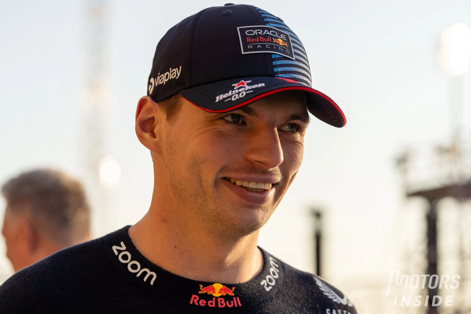 Les tensions au sein de Red Bull poussent Max Verstappen à s’orienter vers Mercedes en 2025