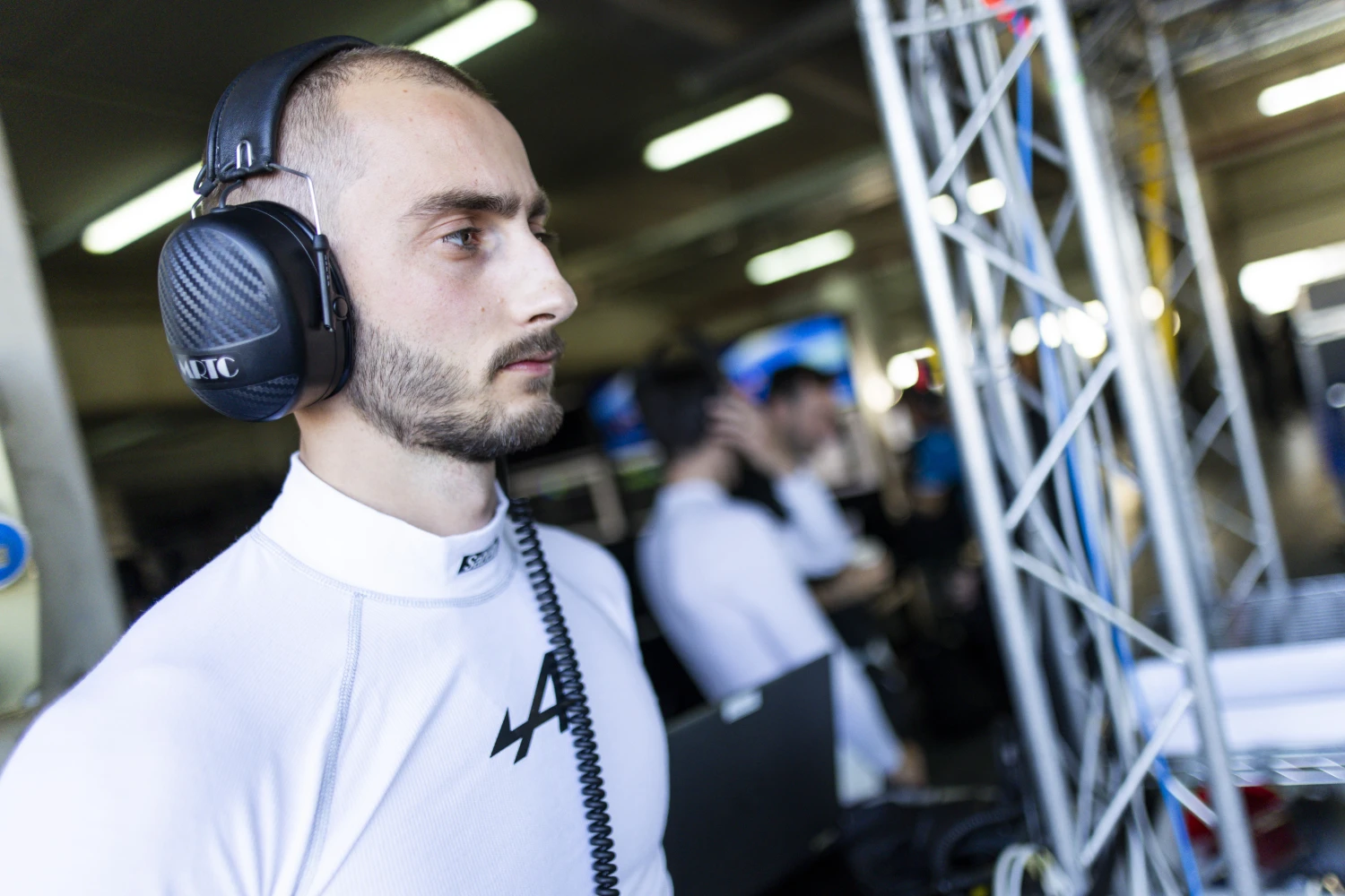 Blessé aux vertèbres, Ferdinand Habsburg donne de ses nouvelles