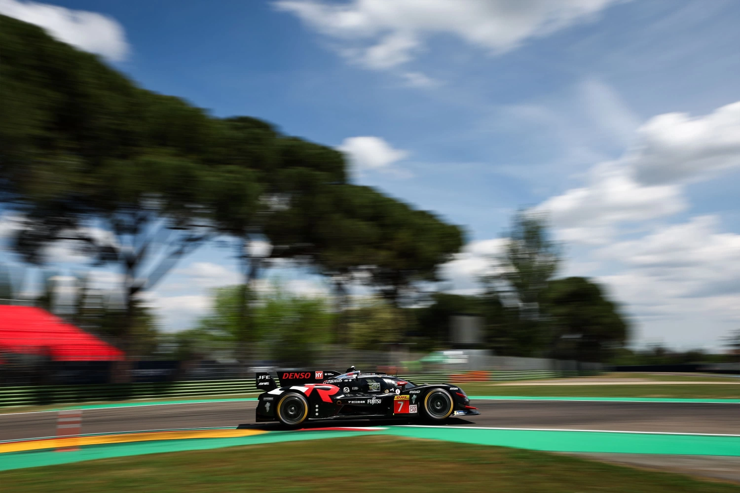 6 Heures d’Imola : Toyota renoue avec le succès