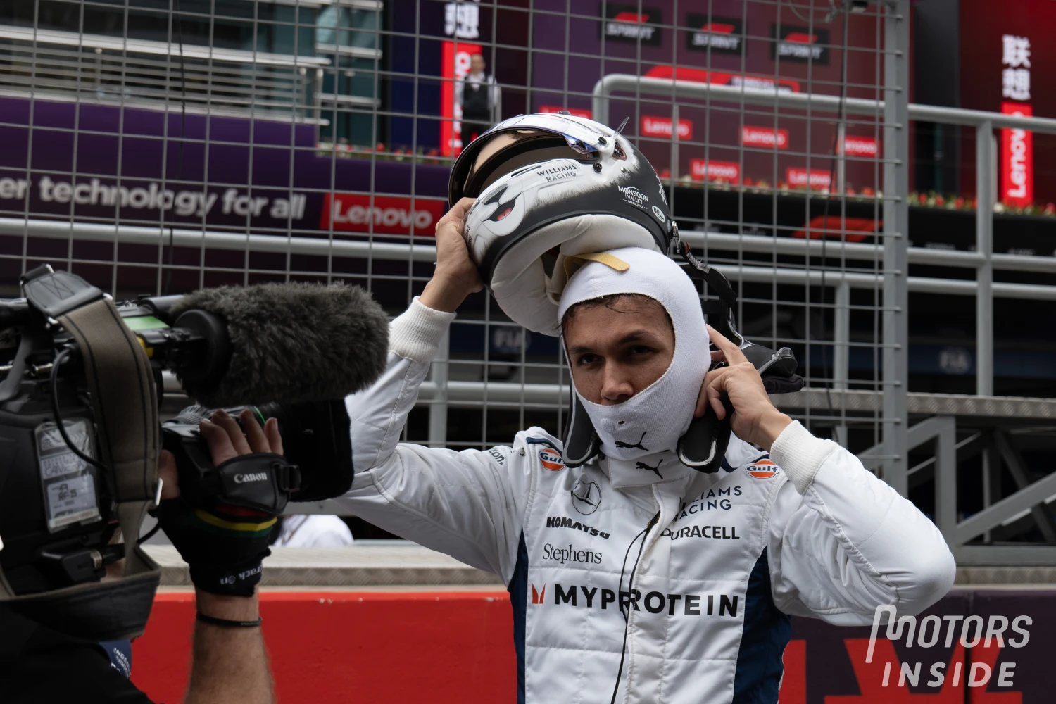 Officiel : Alex Albon restera chez Williams pour au moins deux saisons