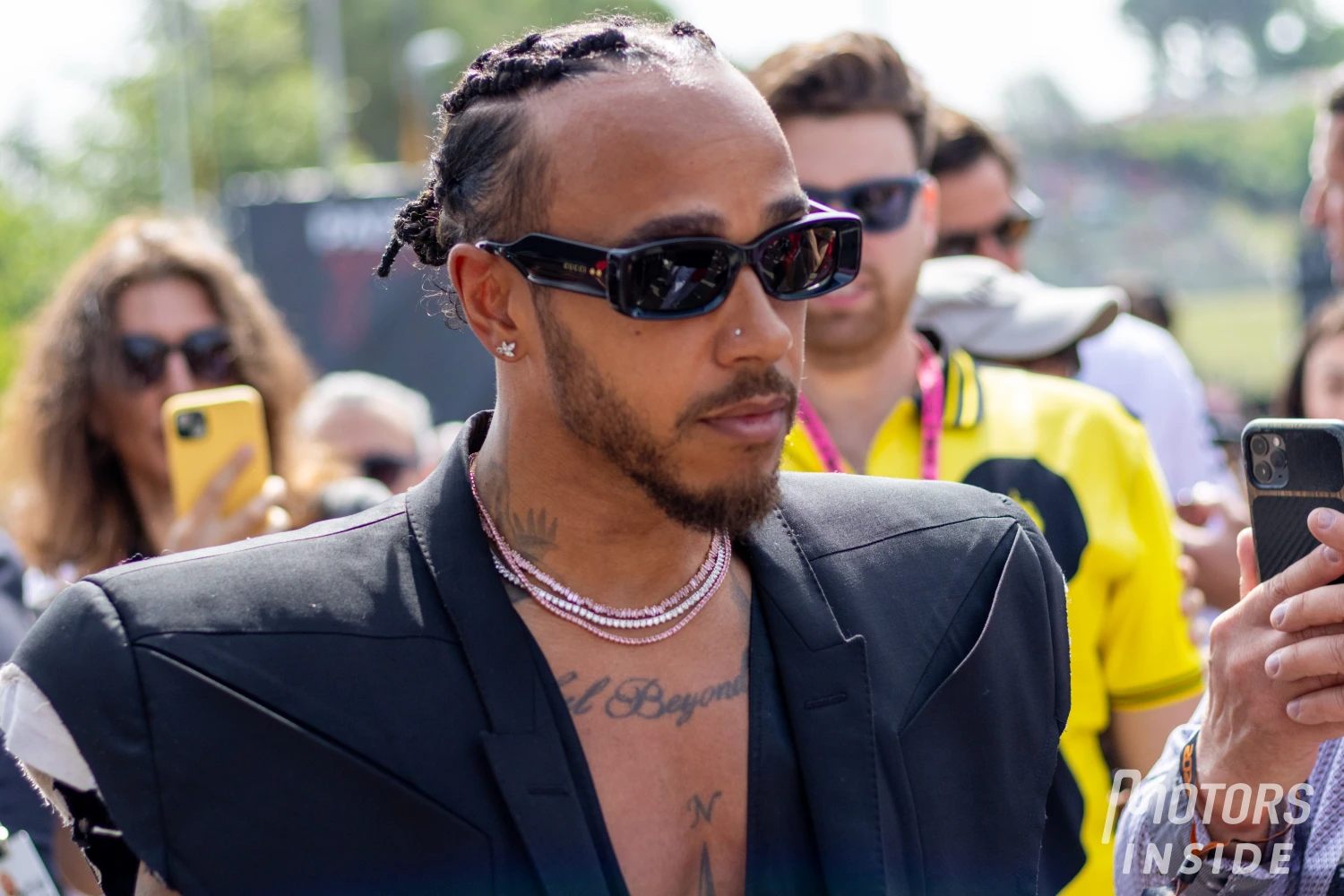 Malgré les encouragements, Lewis Hamilton n’est pas convaincu par les améliorations de Mercedes