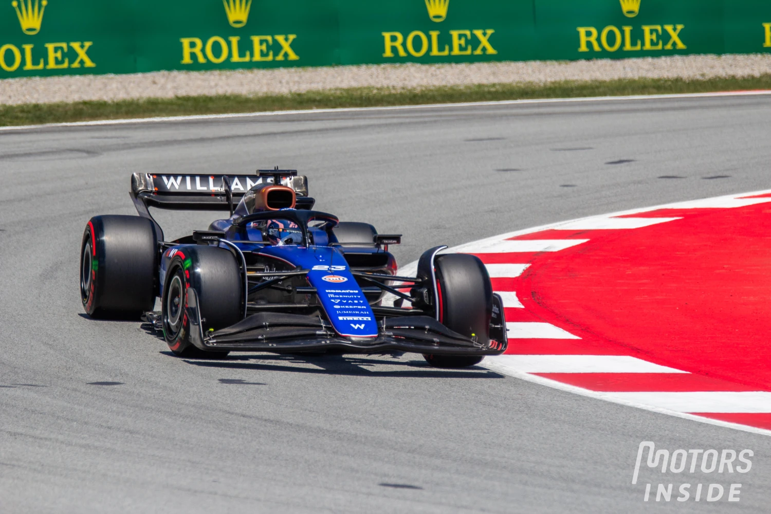 Alex Albon partira depuis la voie des stands au Grand Prix d’Espagne