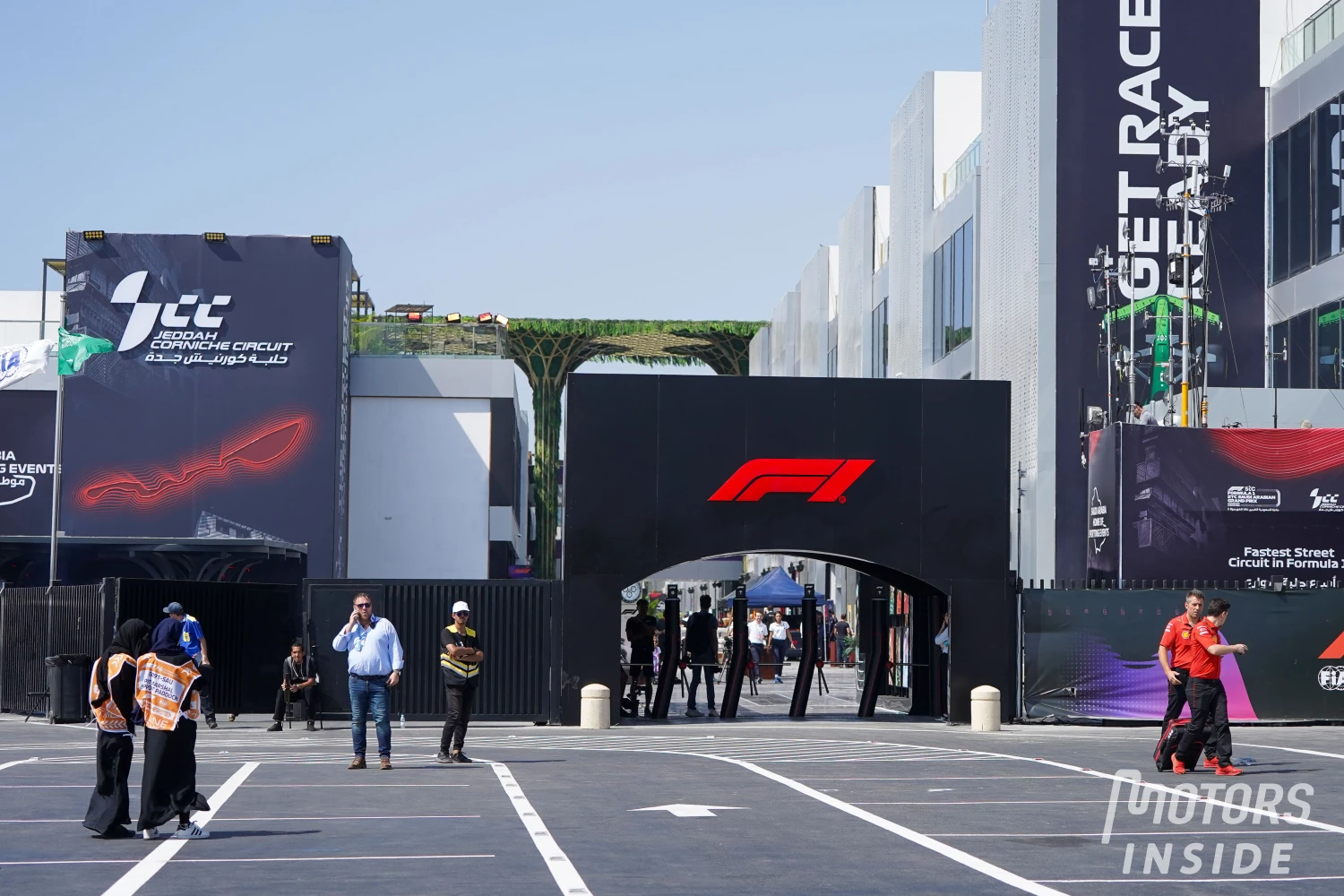 A peine annoncé en partance de Ferrari, Santander devient banque partenaire de la F1