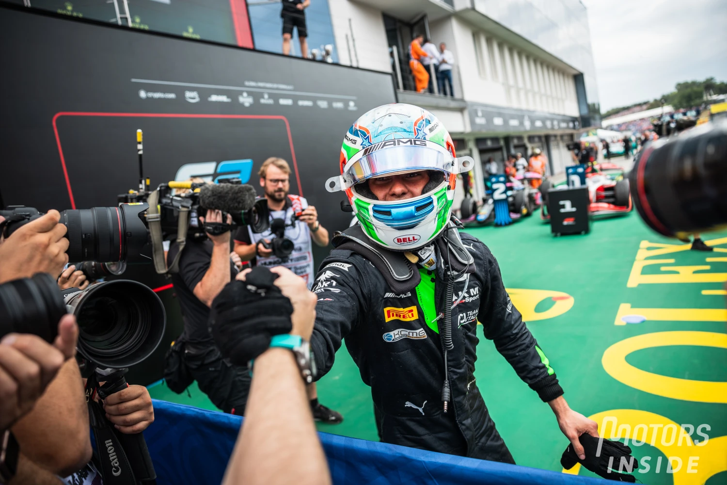 Course F2 : Kimi Antonelli victorieux en Hongrie, Victor Martins sur le podium, Hadjar manque une occasion en or