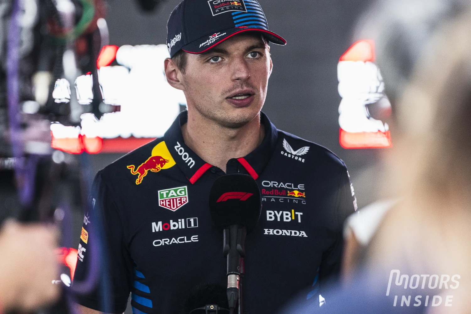 Grand Prix d’Azerbaïdjan – Essais Libres 1 : Des Red Bull en forme, 3 drapeaux rouges