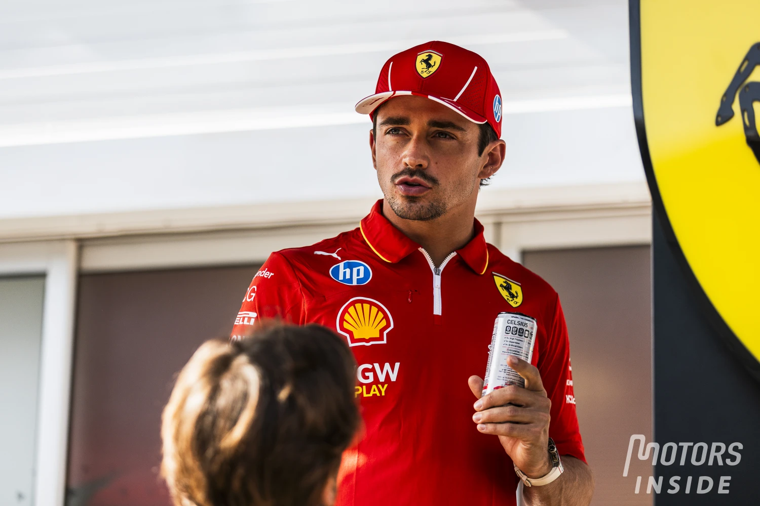 Charles Leclerc : « Un grand défi et une grande motivation de battre Hamilton » chez Ferrari
