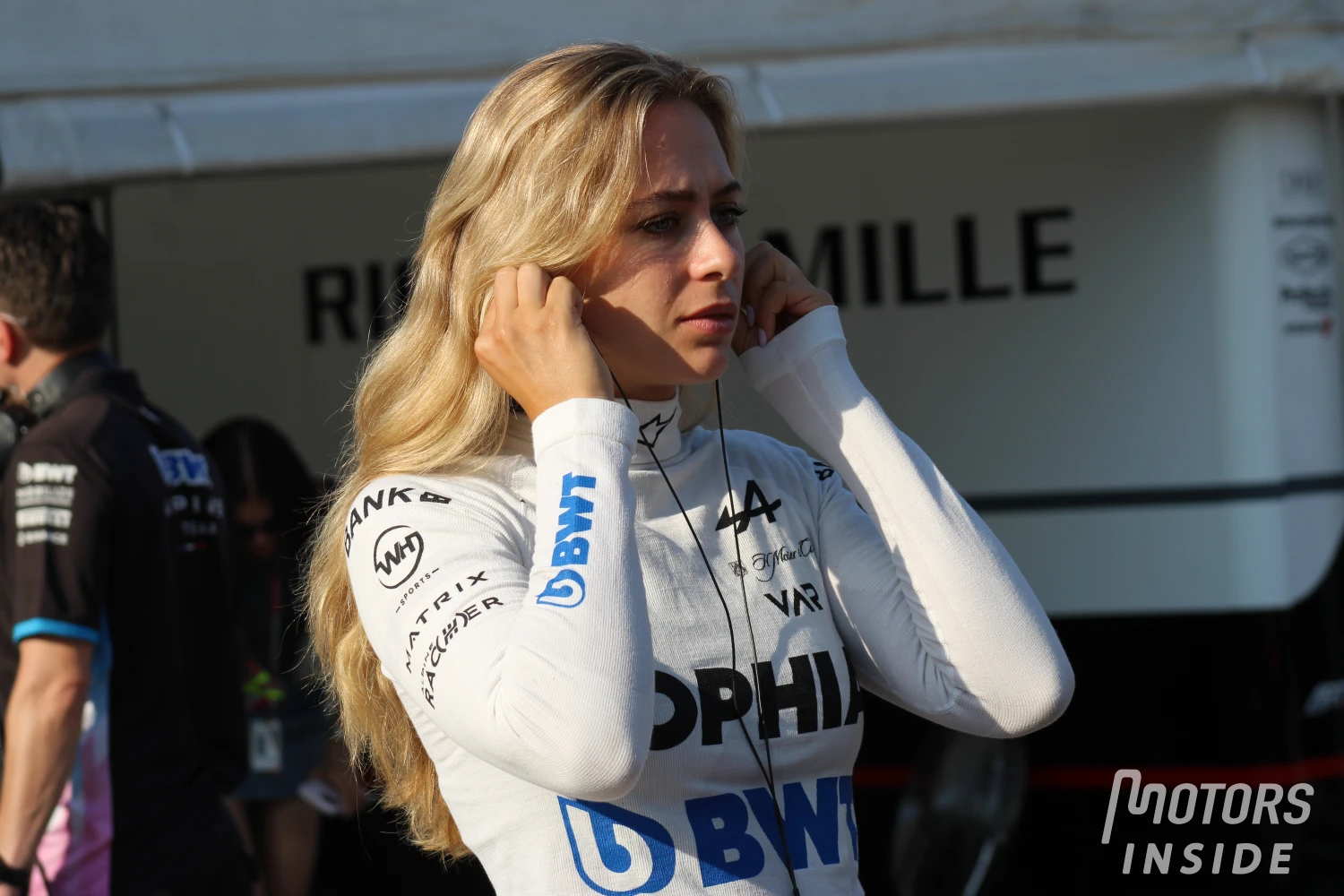 La FIA crée une compétition d’e-sport pour les filles, Sophia Flörsch monte au créneau