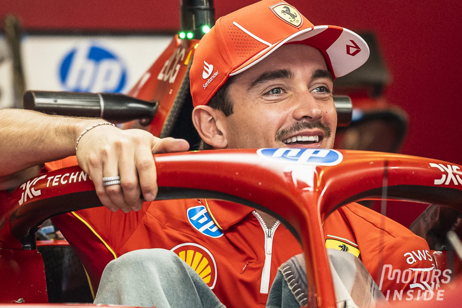 Grand Prix d’Abu Dhabi – Essais Libres 1 : Charles Leclerc en tête et Mercedes en forme