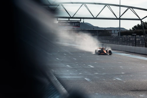 Les photos des essais Pirelli au Paul Ricard