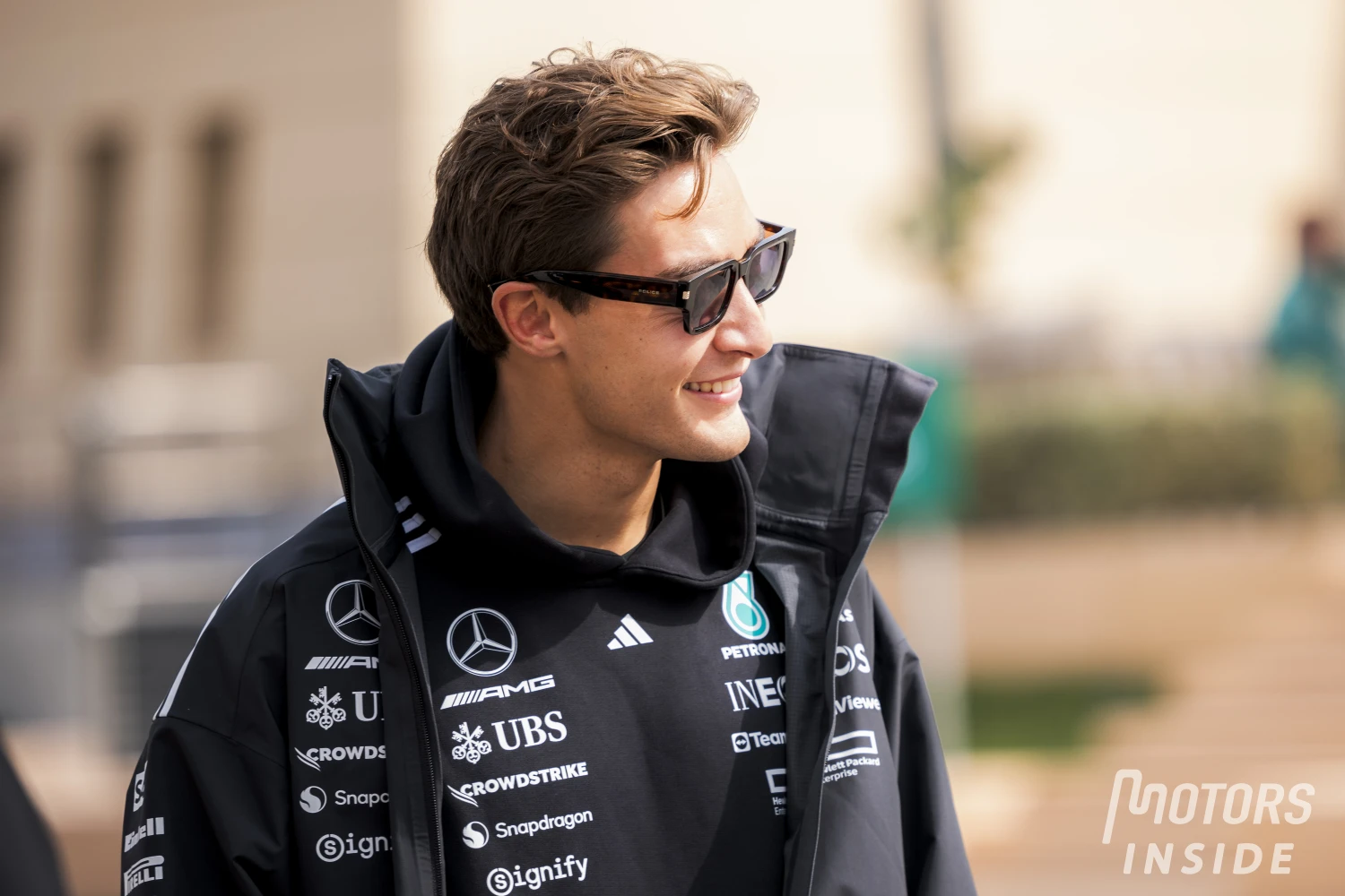 George Russell défend l’authenticité des pilotes après les nouvelles règles de la FIA contre les jurons