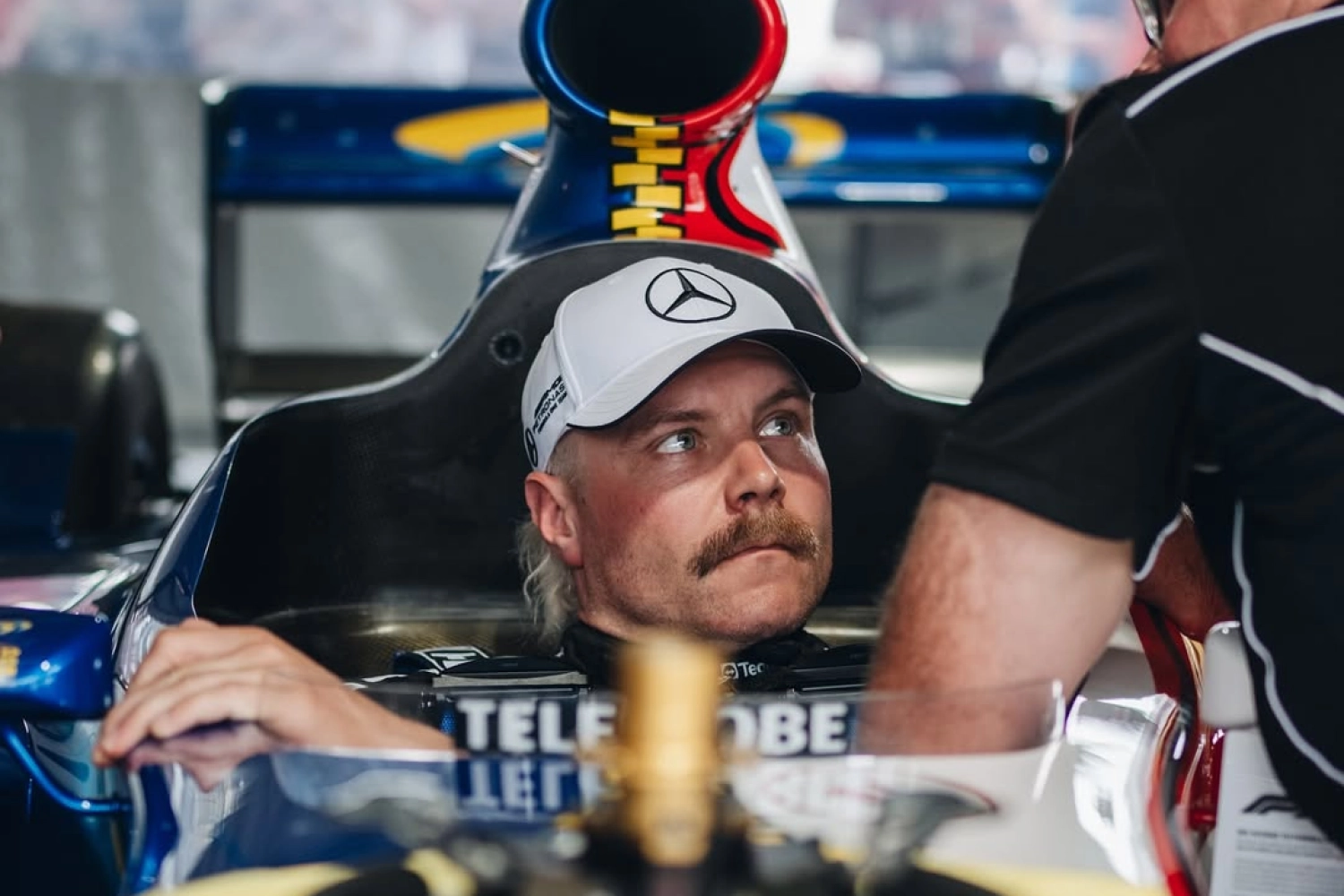 Valtteri Bottas replonge dans l’histoire en prenant le volant de la BAR Honda 1999 à Melbourne